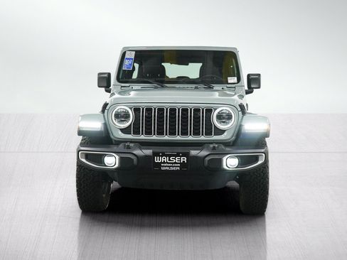 Used 2024 Jeep Wrangler Unlimited Sahara w/ Safety Group AWD/4WD image 8