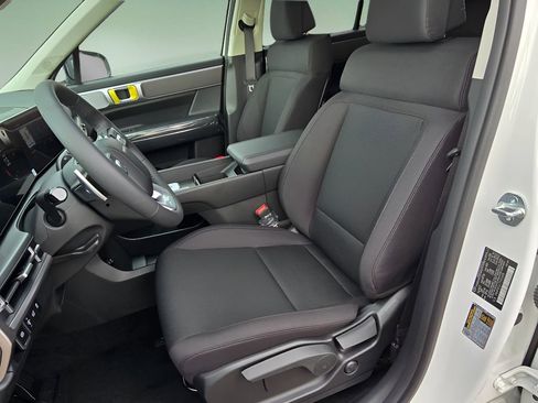 New 2026 Hyundai Santa Fe SE image 13