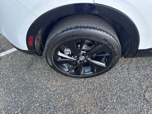 Used 2022 Buick Envision Preferred w/ Sport Touring Package FWD image 9