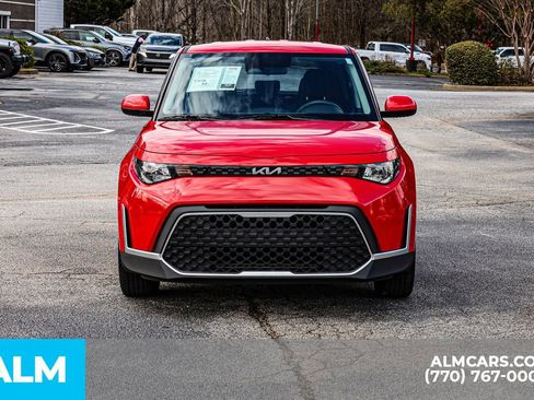 Used 2025 Kia Soul LX w/ LX Technology Package image 11