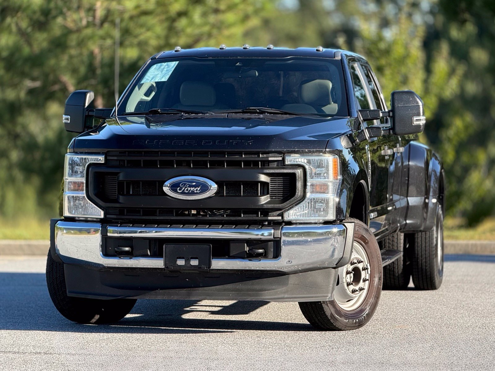 Used 2022 Ford F350 XL w/ Power Equipment Group AWD/4WD image 2