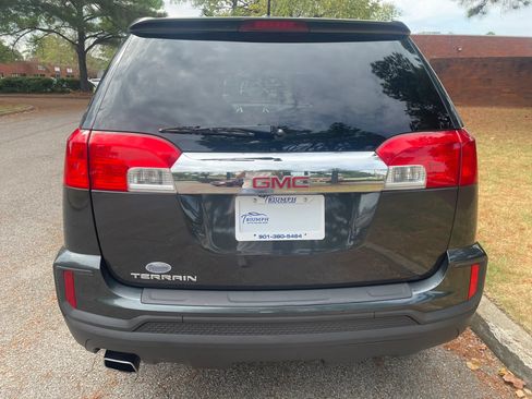 Used 2017 GMC Terrain SLE FWD image 4