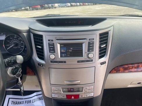 Used 2012 Subaru Outback 2.5i Limited w/ Moonroof Pkg image 19