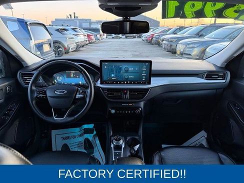 Certified 2024 Ford Escape Platinum image 5