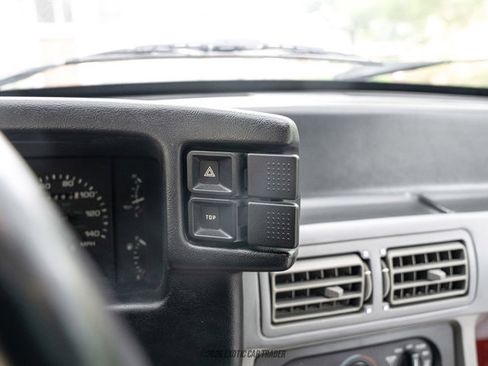 Used 1993 Ford Mustang LX RWD image 91