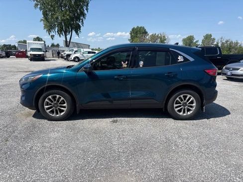 Used 2020 Ford Escape SE AWD/4WD image 2