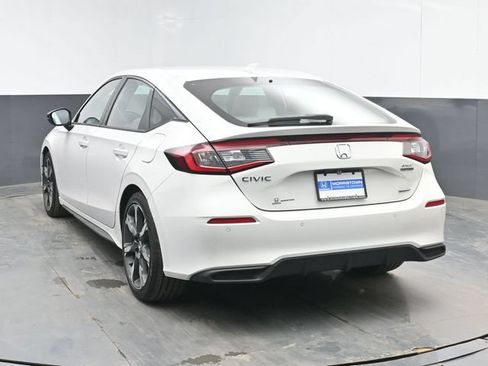 Used 2025 Honda Civic Sport Touring image 7