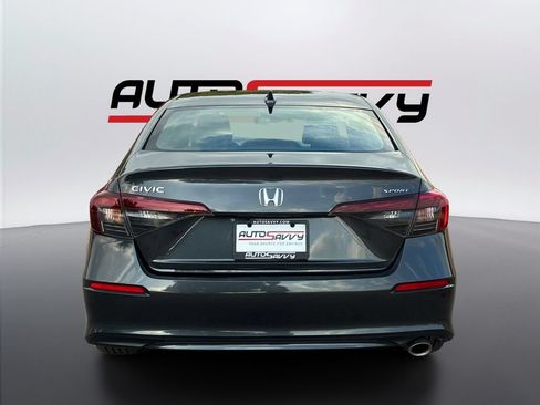 Used 2025 Honda Civic Sport image 6