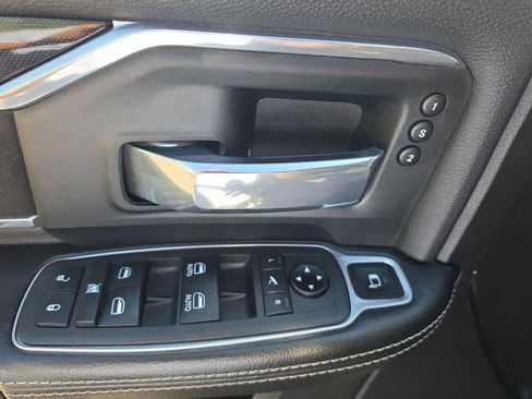 Used 2021 RAM 3500 Laramie AWD/4WD image 13