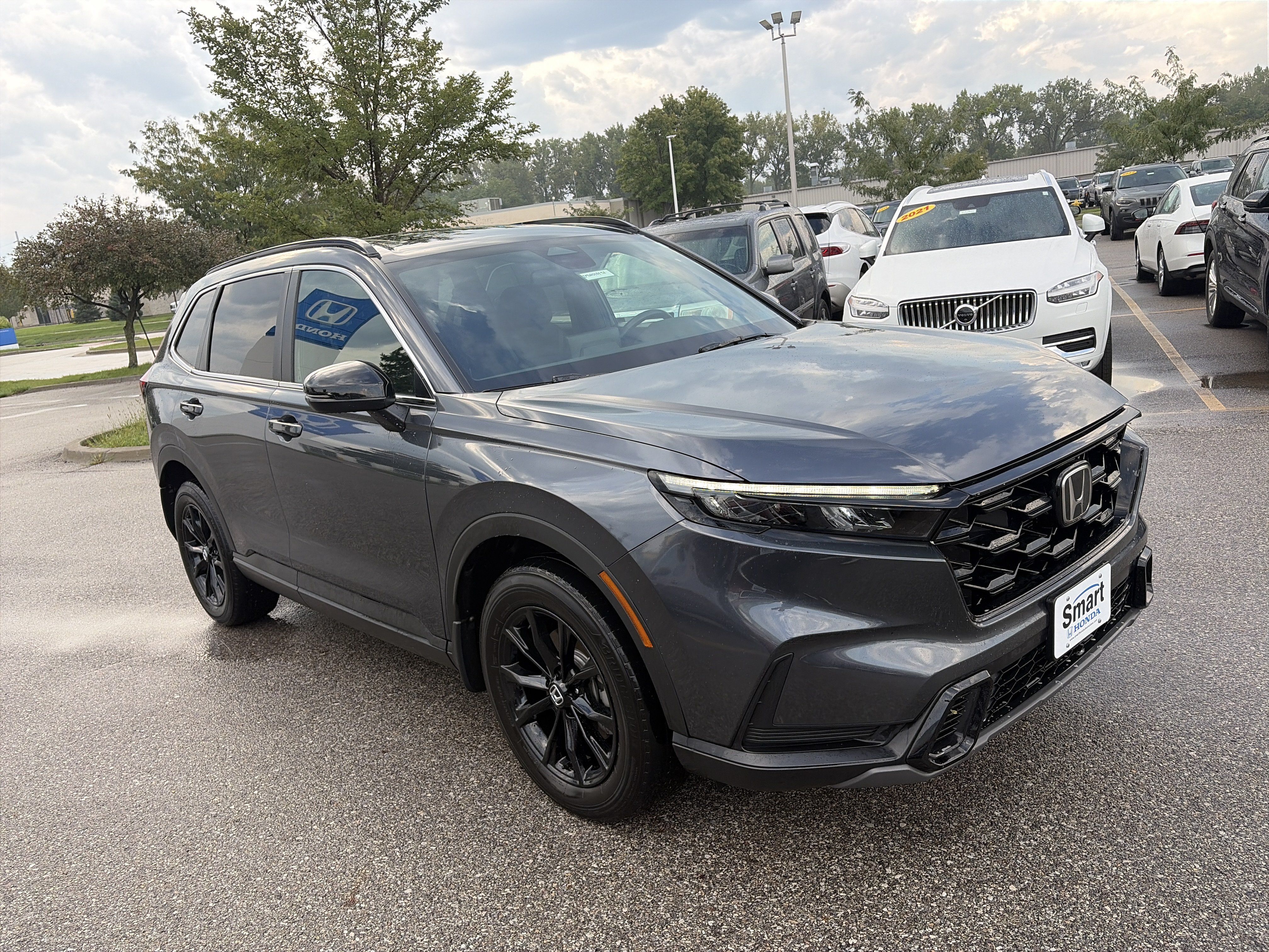 Used 2024 Honda CR-V Sport image 3