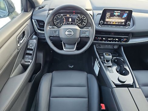 New 2026 Nissan Rogue SV image 7