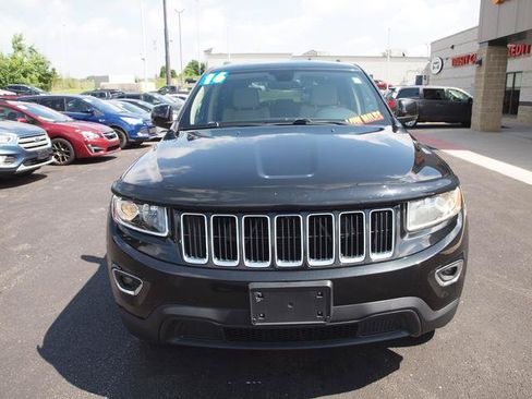 Used 2016 Jeep Grand Cherokee Laredo w/ Quick Order Package 23E AWD/4WD image 4
