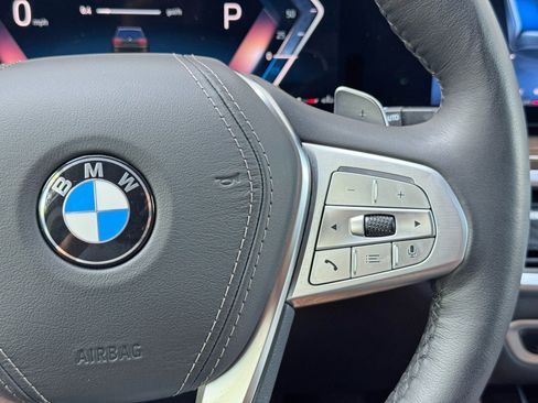 Used 2025 BMW X7 xDrive40i AWD/4WD image 25