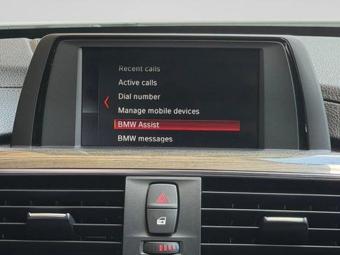 Used 2018 BMW 330i Sedan RWD image 18