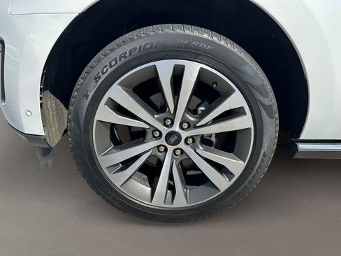 Used 2021 Ford Expedition Max Limited AWD/4WD image 9