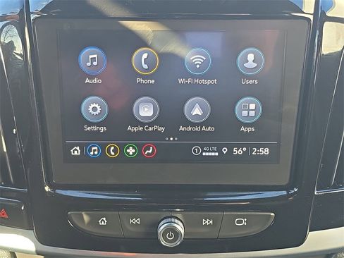 Used 2023 Chevrolet Traverse LT image 14