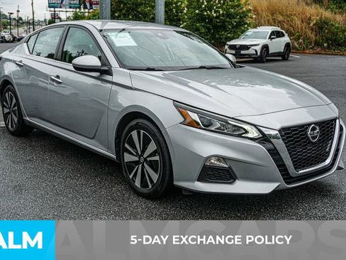 Used 2022 Nissan Altima 2.5 SV FWD image 4