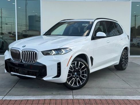 Used 2026 BMW X5 sDrive40i w/ M Sport Package RWD image 1