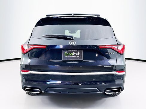 Used 2024 Acura MDX SH-AWD w/ Technology Package image 7