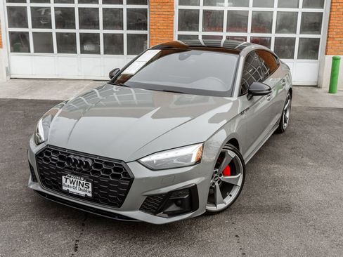 Used 2022 Audi A5 2.0T Prestige image 2