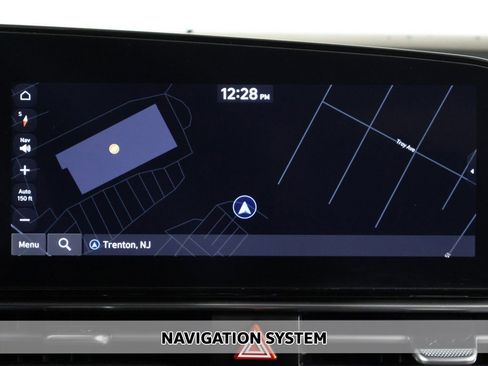 Used 2023 Hyundai Elantra SEL w/ Convenience Package image 3