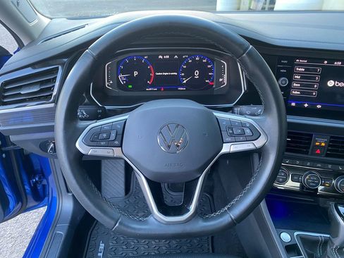 Used 2024 Volkswagen Jetta SEL FWD image 13