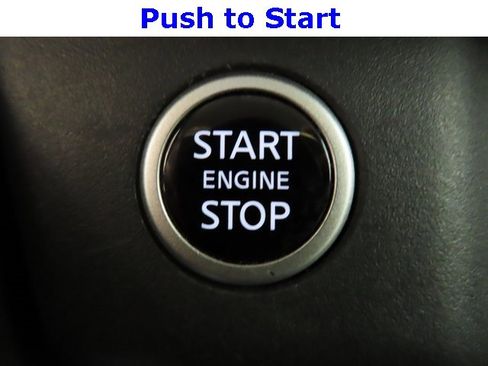 Used 2023 Nissan Rogue S image 22