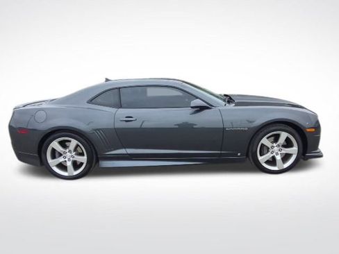 Used 2010 Chevrolet Camaro SS w/ LPO, Ground Effects Package image 4