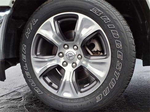 Used 2023 RAM 1500 Laramie image 32