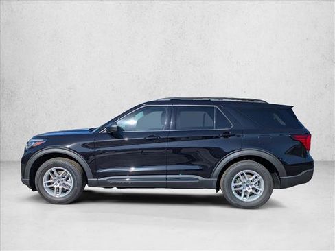 New 2026 Ford Explorer Active w/ Active Comfort Package RWD image 5