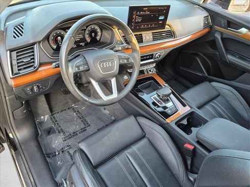 Certified 2023 Audi Q5 2.0T Premium Plus w/ Premium Plus Package AWD/4WD image 9
