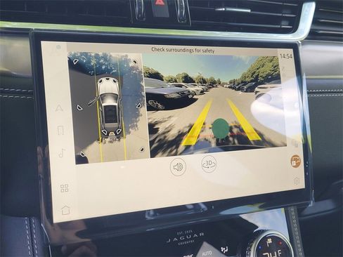 New 2026 Jaguar F-PACE R-Dynamic S image 15