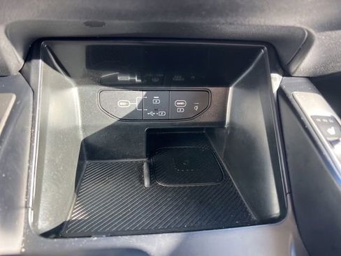 Used 2024 Kia Sorento S image 25