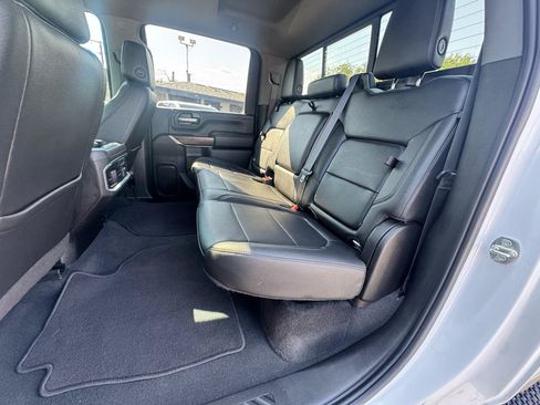Used 2021 GMC Sierra 3500 SLT w/ SLT Convenience Package AWD/4WD image 28