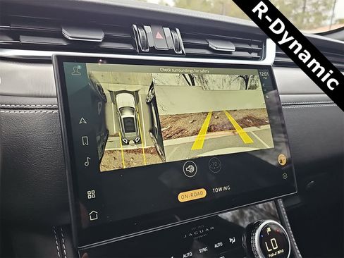 Used 2024 Jaguar F-PACE R-Dynamic S image 50