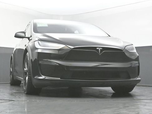 Used 2023 Tesla Model X AWD/4WD image 46