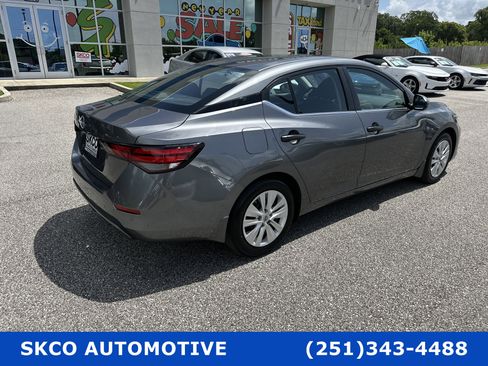 Used 2025 Nissan Sentra S image 5