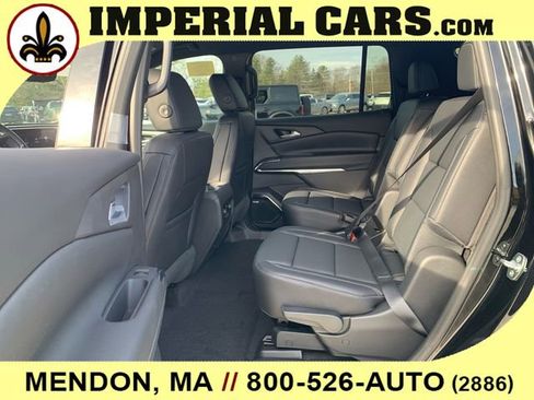 New 2026 Chevrolet Traverse LT w/ Enhanced Driving Package image 15