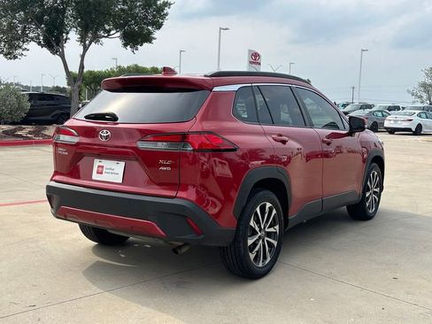 Certified 2023 Toyota Corolla Cross XLE w/ Convenience Package AWD/4WD image 5