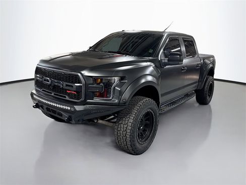 Used 2018 Ford F150 Raptor w/ Equipment Group 802A Luxury image 1