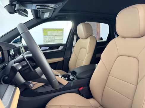 New 2026 Porsche Cayenne S AWD/4WD image 5