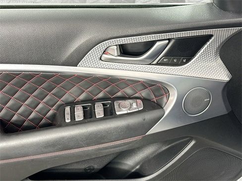 Used 2022 Genesis G70 3.3T w/ Sport Prestige Package image 26