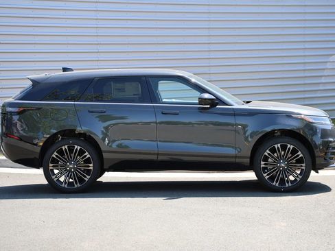 New 2026 Land Rover Range Rover Velar Dynamic SE AWD/4WD image 32