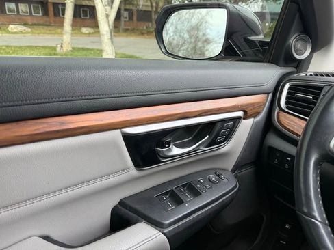 Used 2019 Honda CR-V EX-L image 16