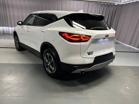 Used 2025 Chevrolet Blazer LT FWD image 5