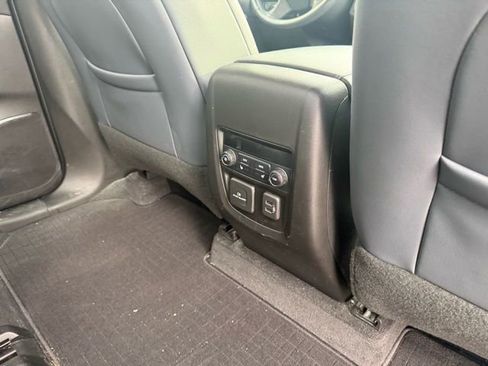 Used 2019 Buick Enclave Premium w/ Experience Buick Package image 16