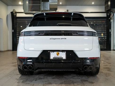 New 2026 Porsche Cayenne GTS AWD/4WD image 10