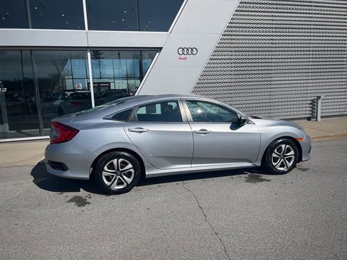 Used 2018 Honda Civic LX image 19