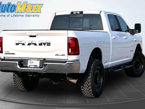 Used 2025 RAM 2500 Laramie w/ Towing Technology Group AWD/4WD image 6