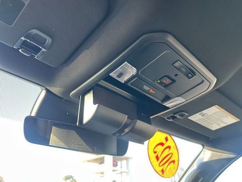 Used 2025 Toyota Tacoma TRD Off-Road image 28